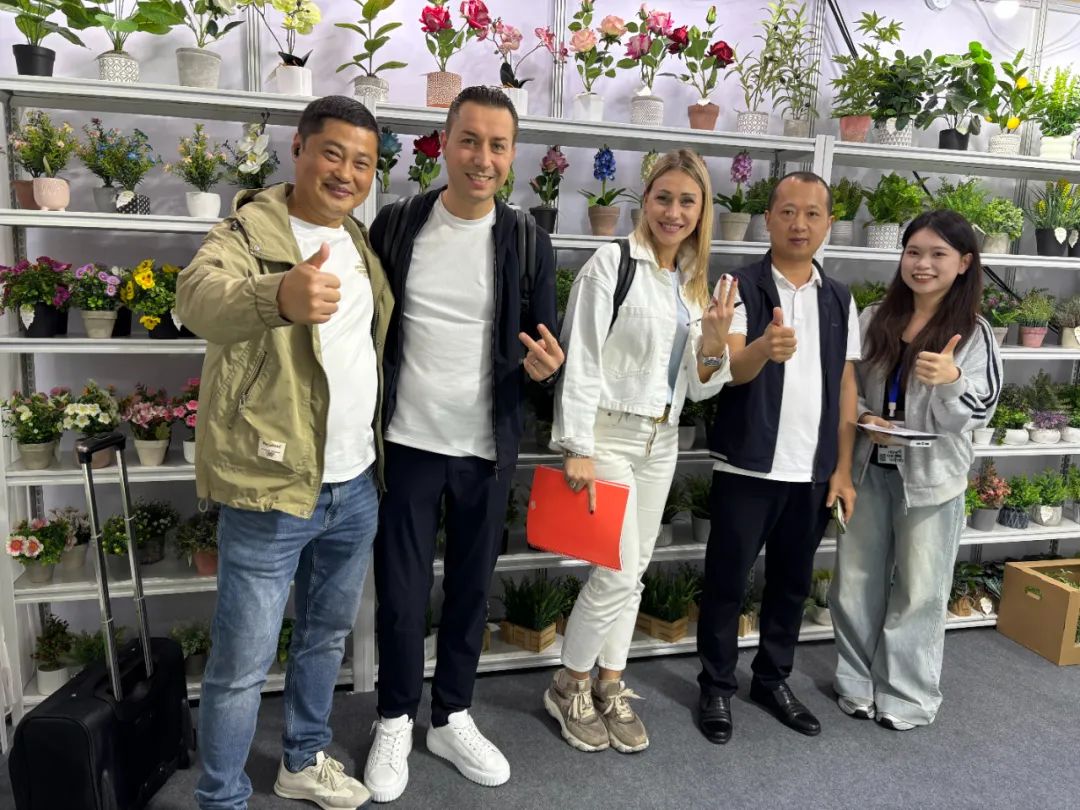 为何参展插图